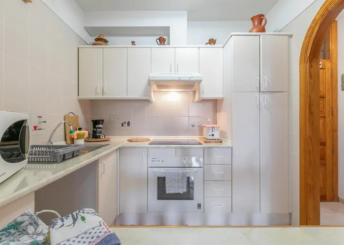 Atlantic View ארונה